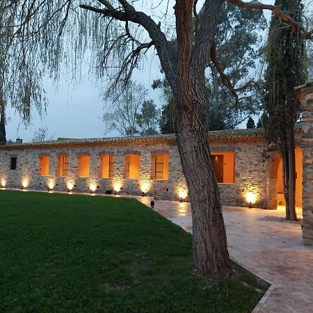 Hotel Mas Aret Peralada Bagian luar foto