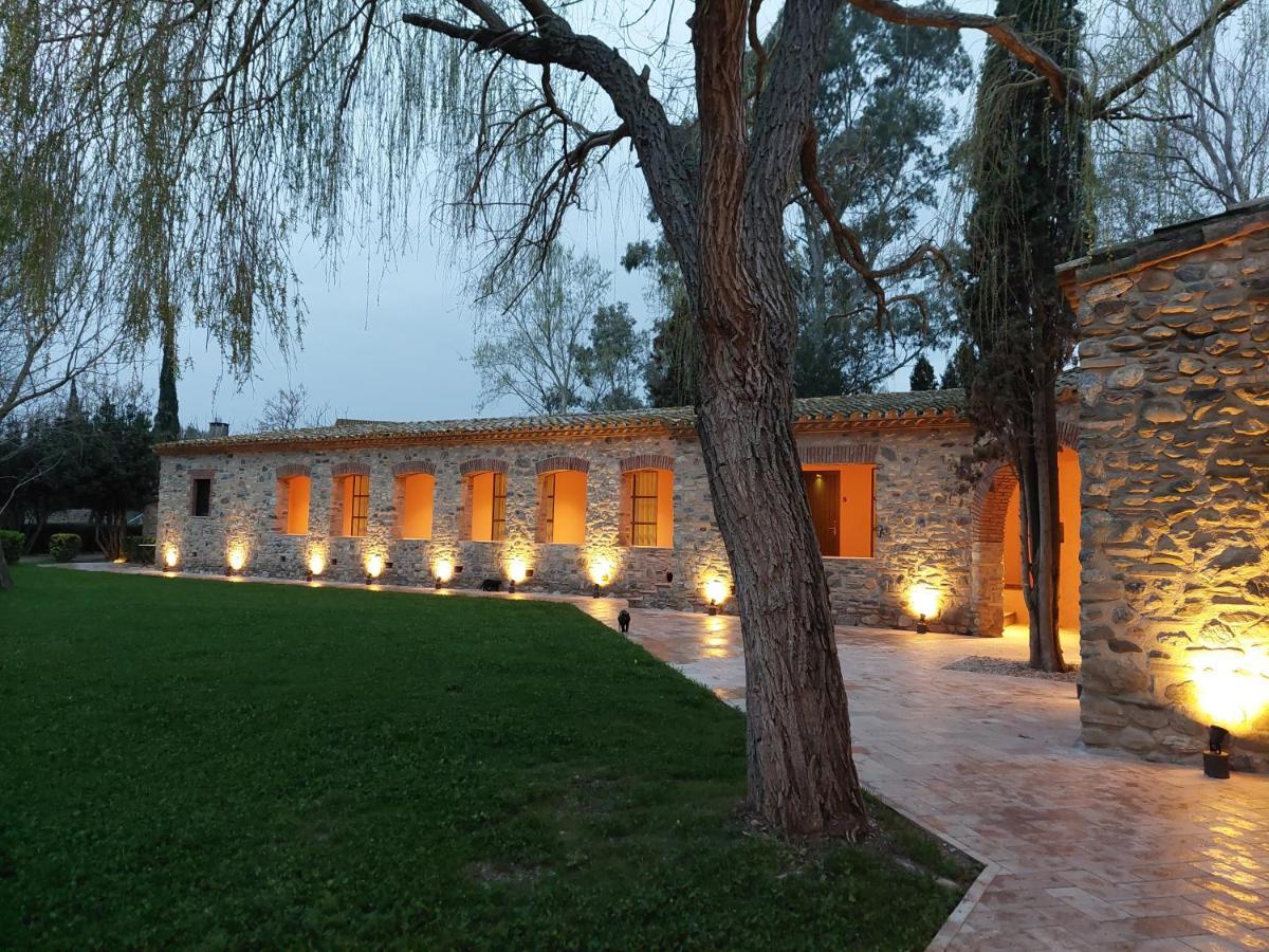 Hotel Mas Aret Peralada Bagian luar foto