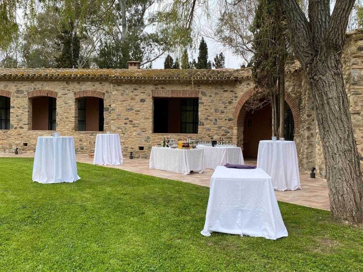 Hotel Mas Aret Peralada Bagian luar foto